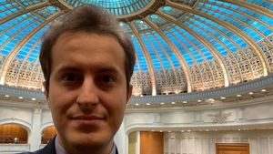 Mihai Badea (USR): Plec cu fruntea sus din funcția de președinte al Comisiei juridice a Camerei Deputaților, care cade pradă PSD-ului, cu concursul vasalilor lor din PNL