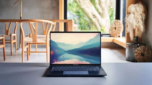 ASUS Zenbook 14 OLED (UX3402): design care inspiră, performanță care uimește (P)