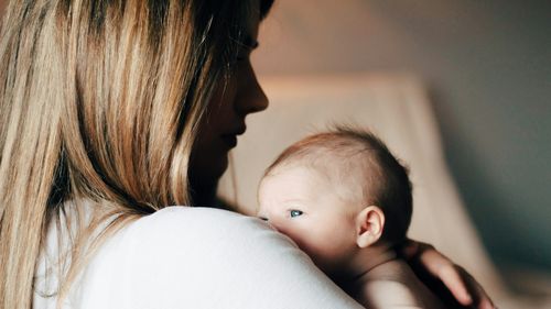 Mama unei fetiţe de 2 luni acuză neglijenţă şi lipsă de empatie la Spitalul Judeţean din Buzău / Reacţia unităţii medicale: „Acuzatii nefondate care pot afecta încrederea pacienţilor”