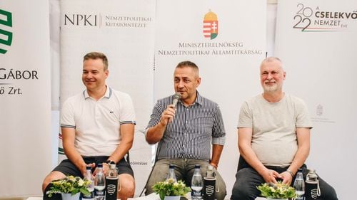 Oficiali maghiari, la școala de vară de la Băile Tușnad: Tusványos este o piatră de hotar în viața maghiarilor / Trebuie să găsim ceea ce este etern în această lume în schimbare rapidă