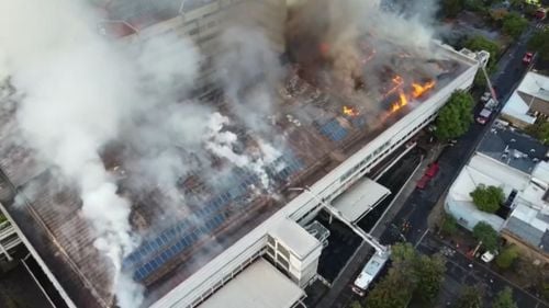 VIDEO Incendiu puternic la un spital din Chile: toți cei 350 de pacienţi au fost evacuaţi în siguranţă