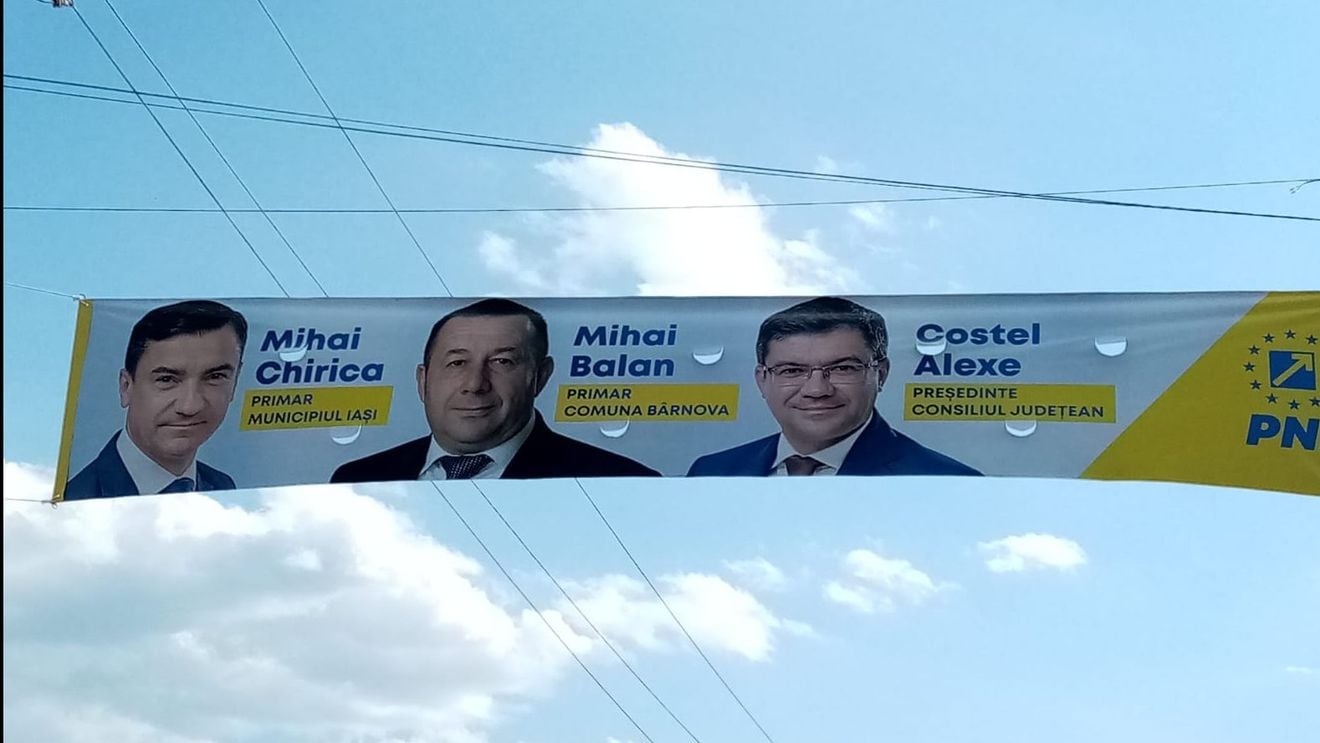 Primarul PSD al comunei ieșene Bârnova, care a scris elogii pe Facebook pentru Ceaușescu, a fost racolat de PNL și apare pe bannere electorale alături de ministrul Costel Alexe / Iohannis: Traseismul politic este o boală gravă a politicii româneşti