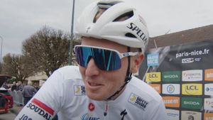 Tim Merlier, victorie la sprint în etapa a 7-a din Turul Franței / Pogacar rămâne în galben cu un avantaj considerabil