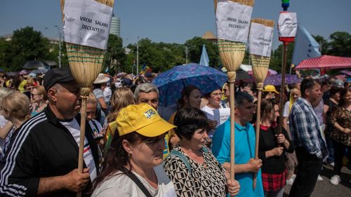Mitingul profesorilor de marți începe la ora 11.00 în Piața Victoriei și va continua cu un marș până la Cotroceni / Restricții de trafic