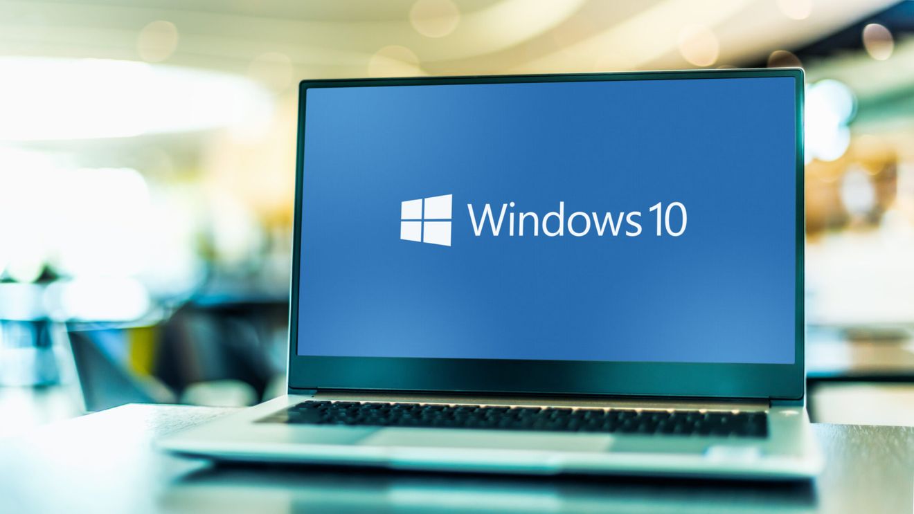 Franța ar putea renunța la Windows în favoarea Linux pentru a-și reduce și mai mult dependența de tehnologia americană