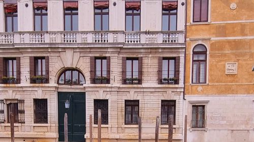 La Bienala de la Veneția România se prezintă cu mozaicuri moderne