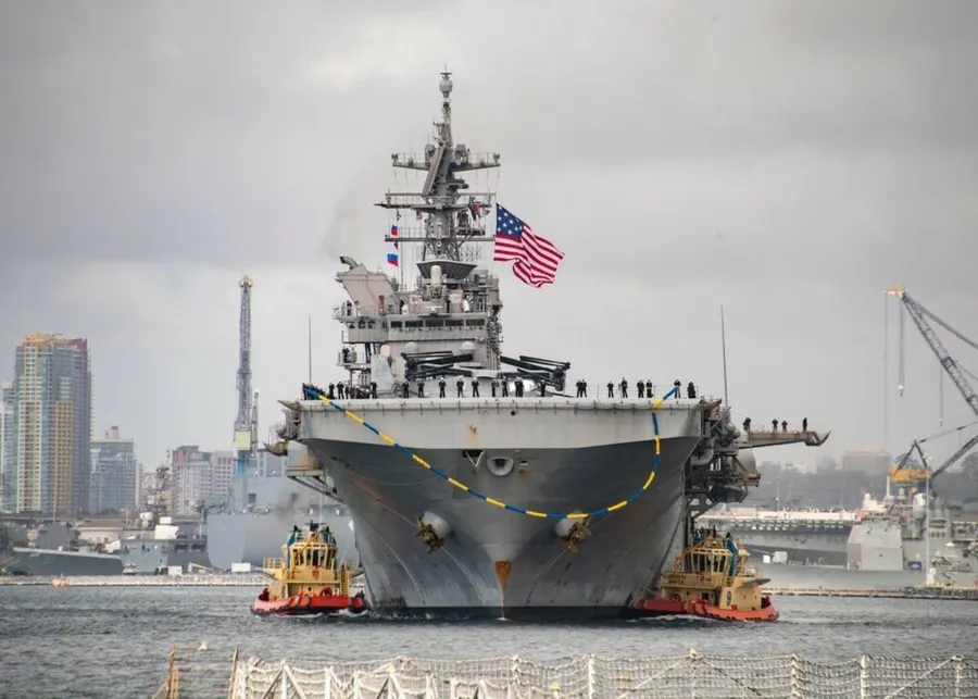 portavionul american USS Abraham Lincoln