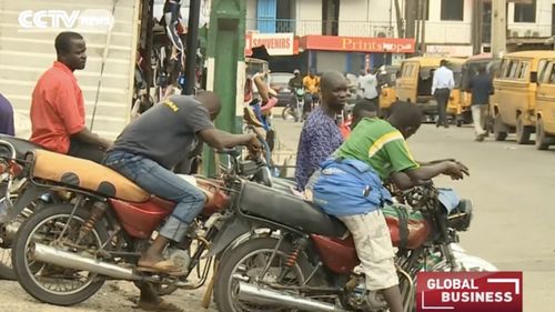 Peste 2.000 de motociclete folosite pe post de taxi au fost confiscate și distruse în cel mai mare oraș al Nigeriei