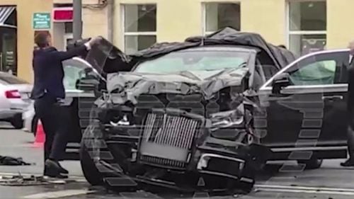 VIDEO Limuzina Patriarhului Kirill a fost implicată într-un accident