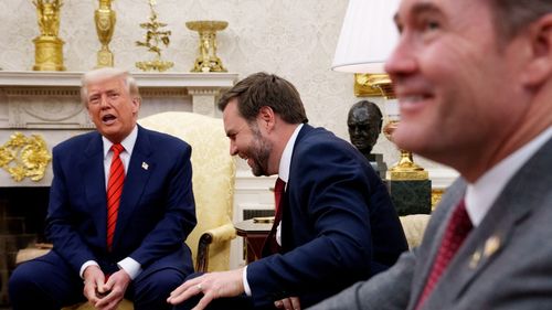Administrația Trump îndeamnă "bărbații albi" să reclame discriminările rasiste care îi vizează la job