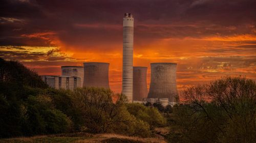 Ungaria negociază cu România deschiderea unei rute pentru transportul combustibilului nuclear necesar centralei de la Paks. Ruta din Ucraina a picat din cauza războiului