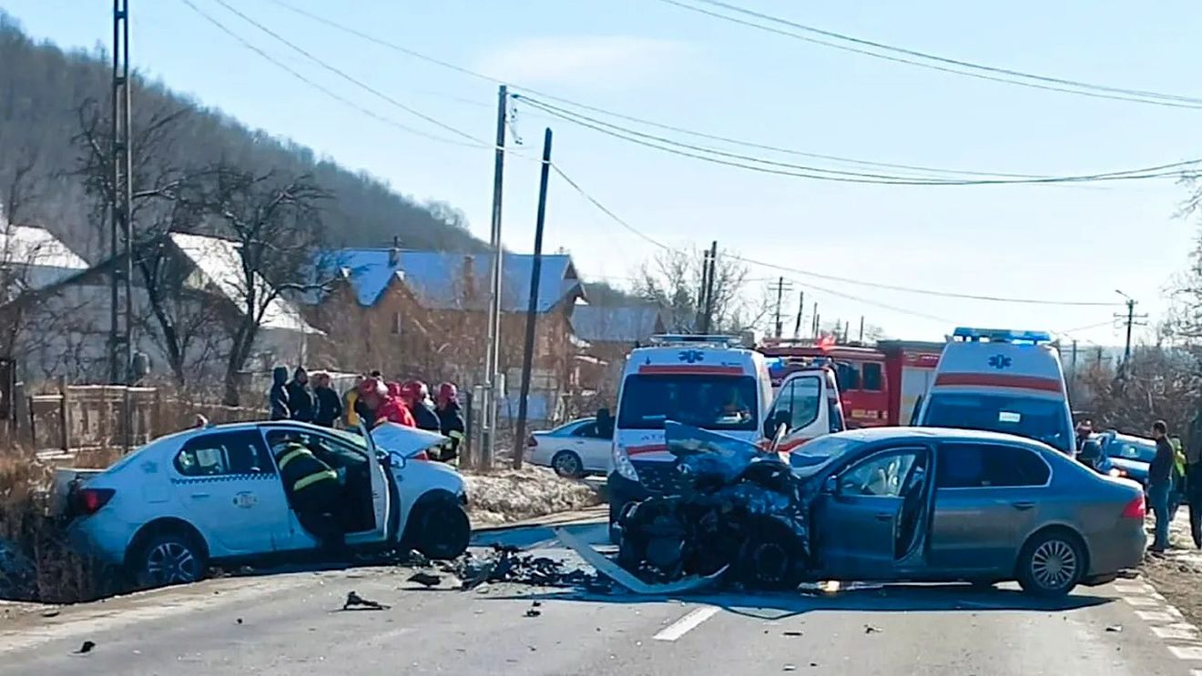 Directorul general al Aeroportului Sibiu, implicat într-un accident mortal / I s-a deschis dosar pentru ucidere din culpă / Alte trei persoane au fost rănite / Ar fi adormit la volan