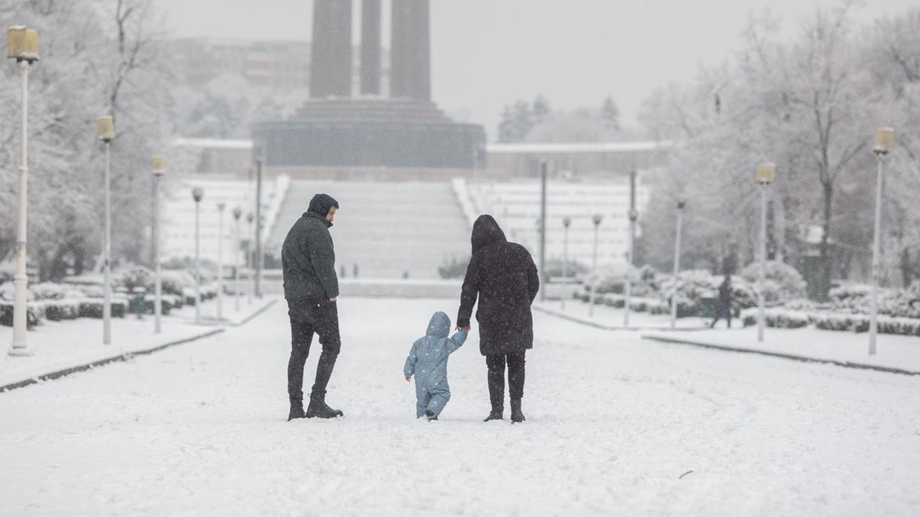 Luni, 13 februarie, începe vacanța “mobilă” de o săptămână pentru elevii și copiii de grădiniță din 10 județe