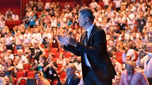 DNA a clasat dosarul de fraudă cu fonduri europene al lui Dan Barna / Dosarul fusese deschis în plină campanie prezidenţială când Barna a candidat la Preşedinţia României