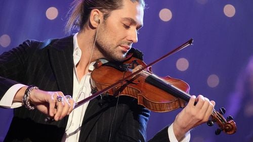 Violonistul David Garrett concertează, în august, la Arenele Romane, în cadrul „Iconic Tour 2023”