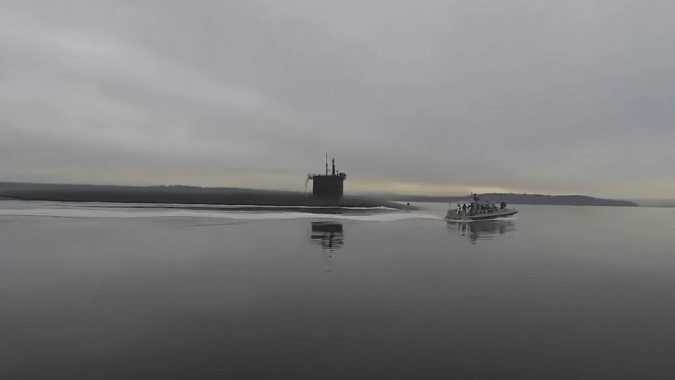 Submarinul rusesc Belgorod, dat "dispărut" de o parte a presei, a fost reperat în Arctica