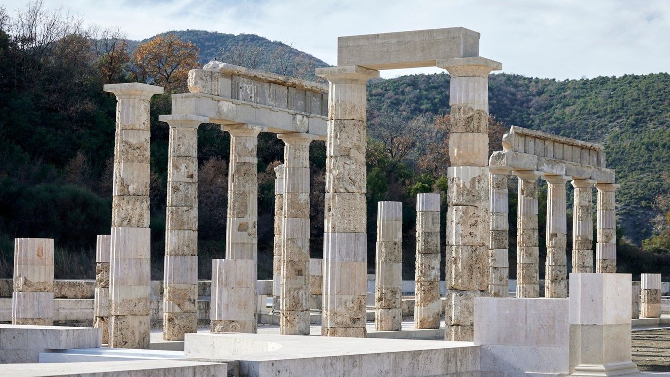 Peste 80 de artefacte antice valoroase, retrocedate Greciei de un colecţionar privat / Pasionatul de istorie a rămas anonim și nu a primit compensații financiare