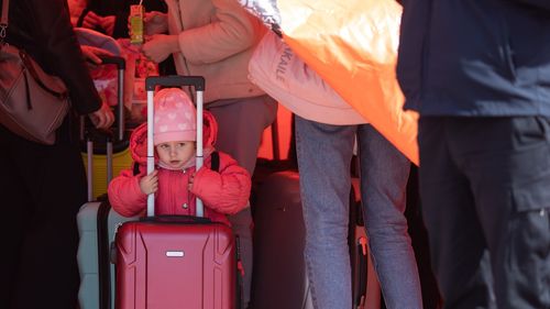 Un psiholog ucrainean din Iaşi explică suferinţa mamelor şi copiilor refugiaţi: „La şedinţele de terapie, întâi vin şi plâng, apoi vorbesc”