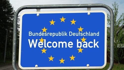 România intră parțial în Schengen: Cetățenii care vor merge pe Dunăre spre Croația vor fi verificați în Serbia / Reprezentant CE: Părinții cu copii nu vor fi tratați diferit față de ceilalți călători