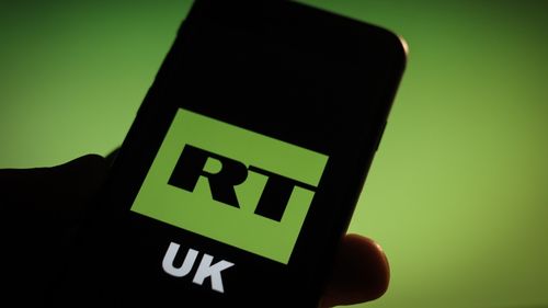 Organismul de reglementare audiovizuală britanic a revocat licența RT, fost Russia Today, de a difuza în Marea Britanie, cu efect imediat