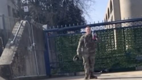 Un soldat american și-a dat foc în fața ambasadei Israelului din Washington, în semn de protest față de războiul din Gaza