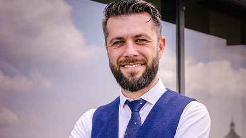 Purtătorul de cuvânt al Casei de Sănătate dă vina pe jurnaliști pentru declarația că oamenii mor indiferent dacă funcționează sau nu cardul de sănătate