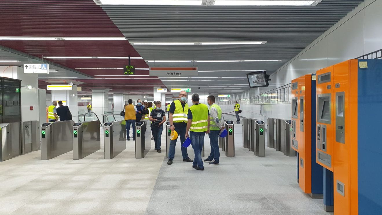 Metrorex: Mai sunt finisaje de completat la M5, în staţiile Academia Militară, Eroilor şi Parc Drumul Taberei. E posibil să apară şi anumite nesincronizări