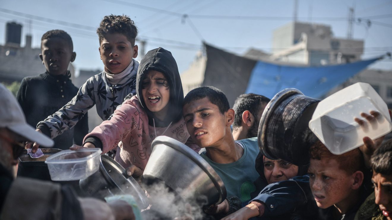 Prinși în foc încrucișat: Palestinienii divizați după atacul Israelului și SUA asupra Iranului