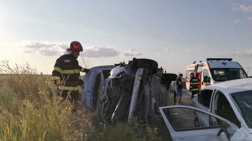 Patru persoane au murit în urma coliziunii cu un TIR, în Caraș-Severin. Cea mai tânără victimă avea 16 ani