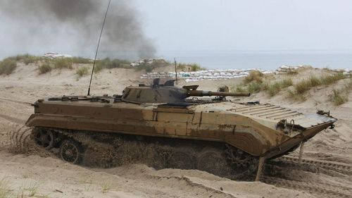 Cehia trimite blindate de fabricație sovietică în Ucraina