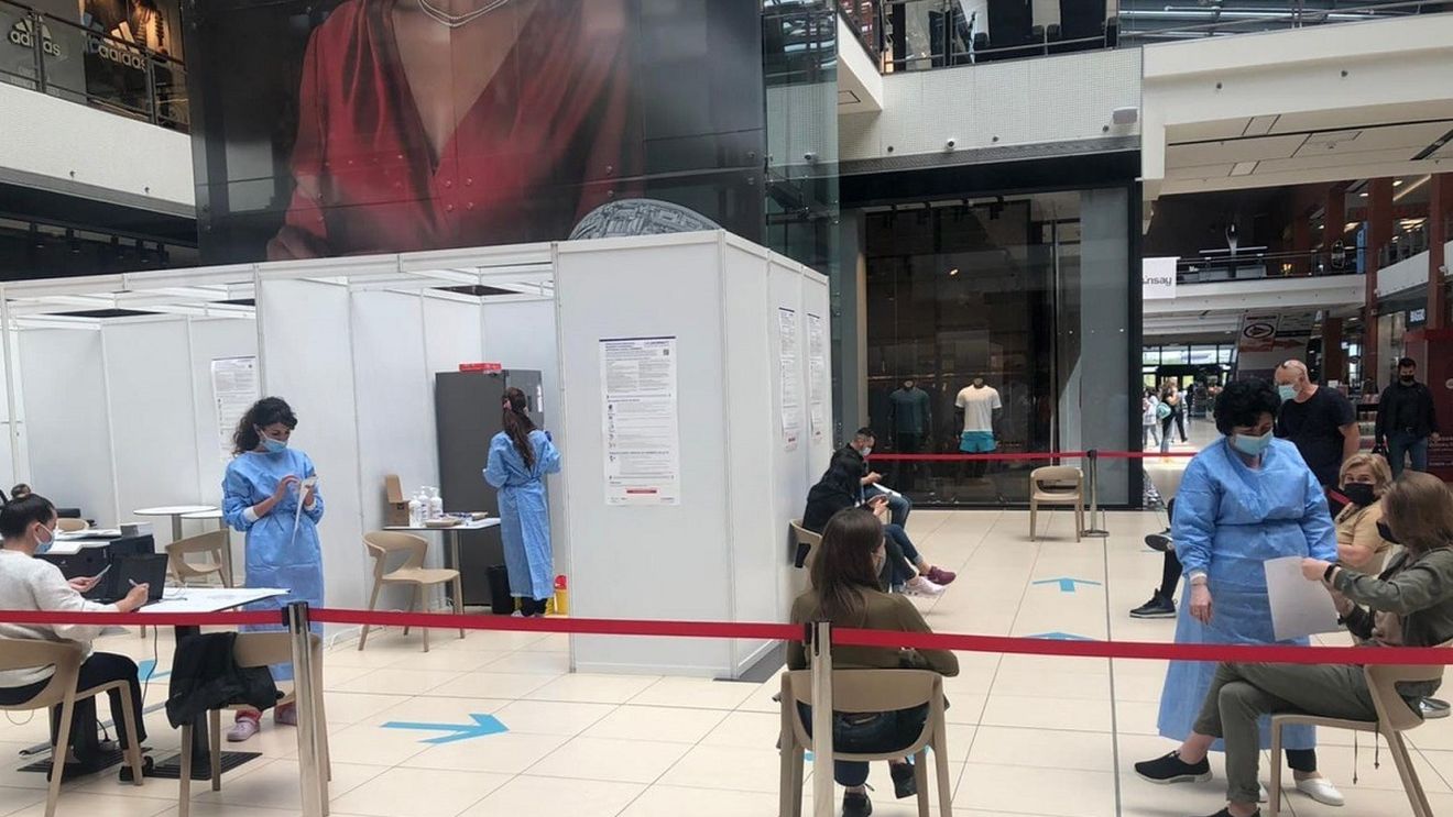 Vaccinare la mall: maraton pentru imunizare în acest sfârșit de săptămână în cele patru centre comerciale din municipiul Constanța