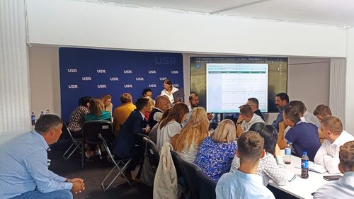 Un consilier local USR din Iași cere să fie reluată procedura pentru desemnarea candidatului la Primărie și spune că actuala conducere a USR Iași trebuie să demisioneze după ce doi colegi de-ai săi au plecat din partid