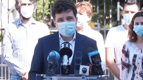 VIDEO Nicușor Dan face apel la bucureșteni să poarte mască pentru a limita răspândirea coronavirusului și cere Primăriei Capitalei să ia zece măsuri pentru a proteja cetățenii