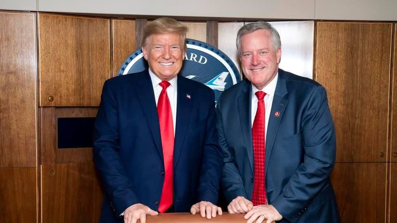 Şeful de cabinet al lui Trump, Mark Meadows, pozitiv la coronavirus / Lista de infectări de la Casa Alba