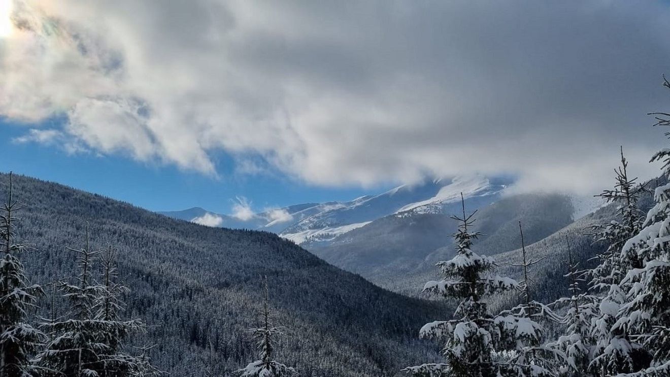 FOTO Pauza de respirație: iarna în Munții Rodnei, peisaje spectaculoase