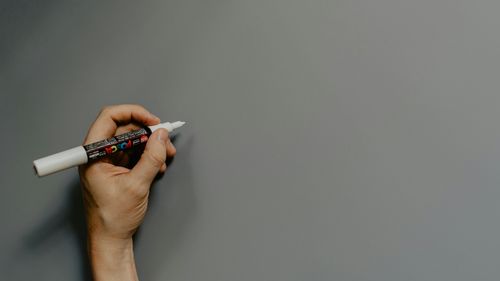 De ce unii dintre noi sunt stângaci? Și care sunt cei mai celebri 