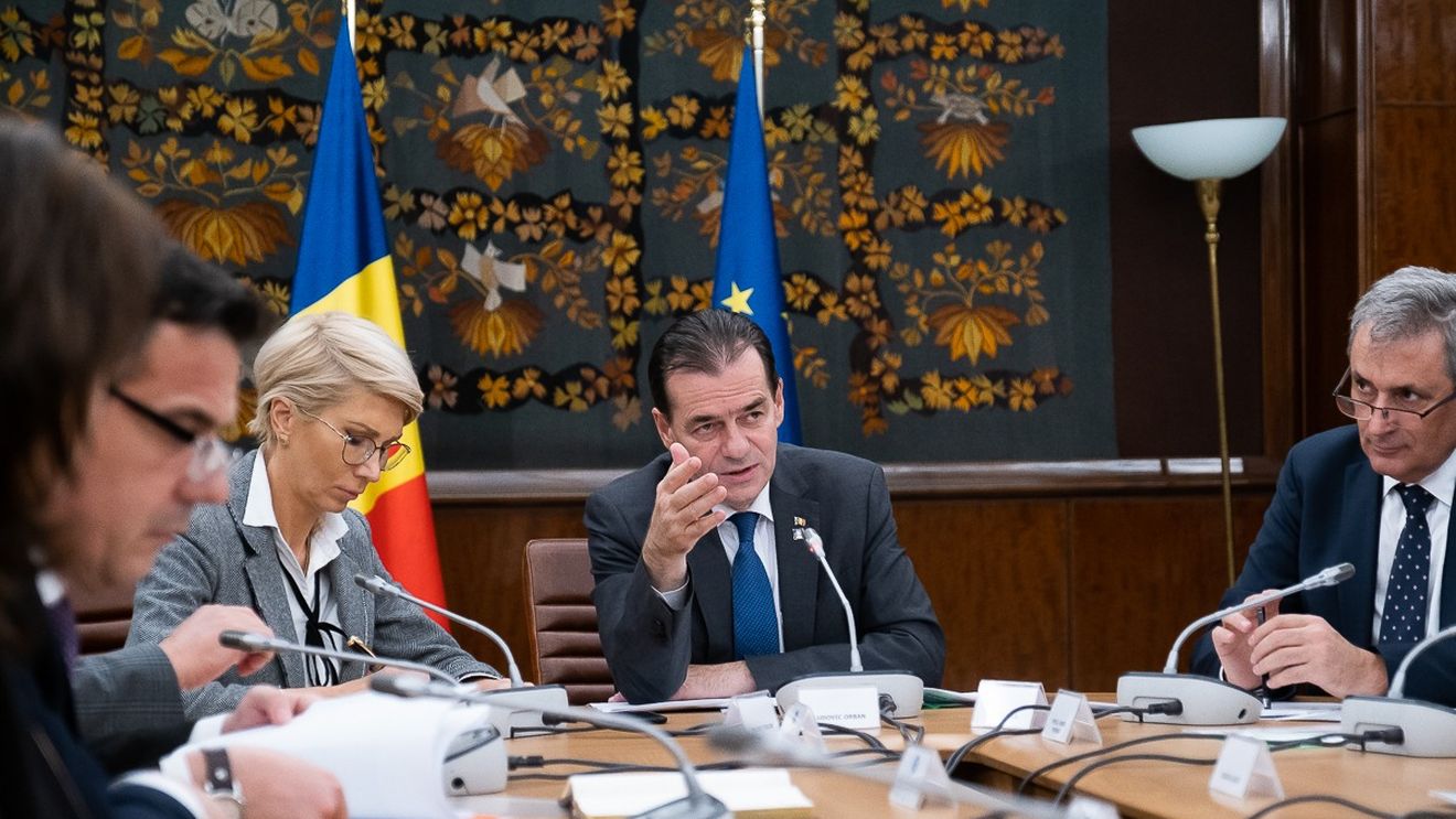Guvernul pregăteşte granturi nerambursabile care să sprijine artiștii independenţi