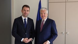 Cătălin Drulă, întâlnire la Strasbourg cu comisarul european pentru Justiție / ”2024 va fi un moment decisiv în lupta împotriva forțelor antidemocratice, atât în România, cât și în Europa”