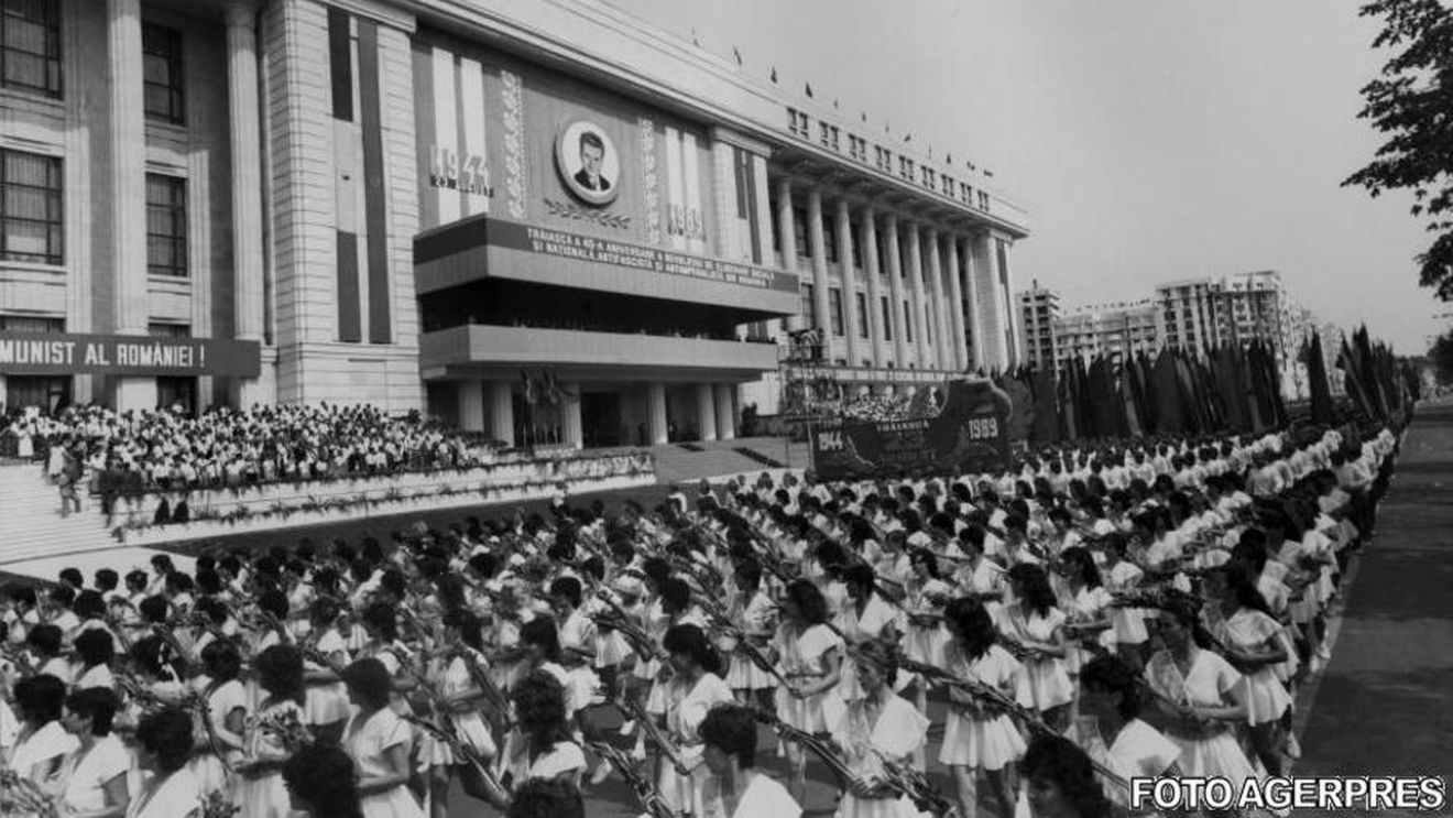 VIDEO Cum se sărbătorea 23 August în comunism