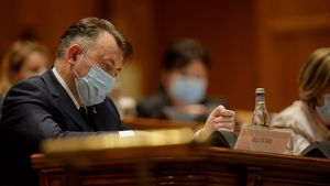 Camera Deputaţilor a adoptat moţiunea simplă depusă de PSD împotriva ministrului Sănătăţii, Nelu Tătaru