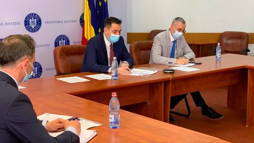Ministrul Justiţiei, Stelian Ion: Victimele infracţiunilor, cu precădere minorii, trebuie să primească toată atenţia statului