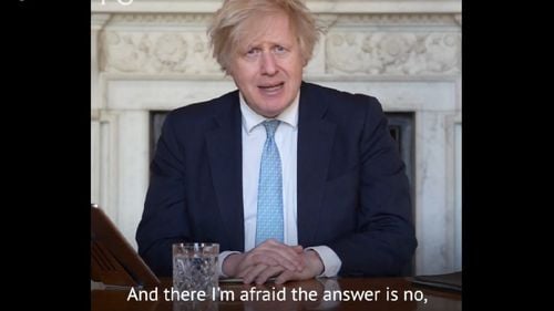 VIDEO Boris Johnson răspunde întrebărilor britanicilor: Nu vă puteți întâlni cu prietenii sau cu membrii familiei în interior chiar dacă sunt vaccinați. Nu credem că vaccinul elimină în totalitate riscul de transmitere a virusului