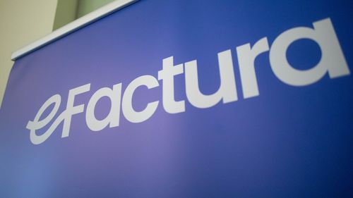 Ministrul Boloș: Modulul e-factură a rezistat la 665.000 de facturi emise vineri, așteptăm să ajungem la un milion zilnic / Ce amenzi riscă firmele care nu folosesc factura electronică