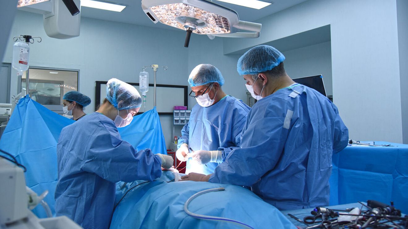 A fost diagnosticată cu o boală gravă cu ani în urmă. Cum a fost tratată o femeie