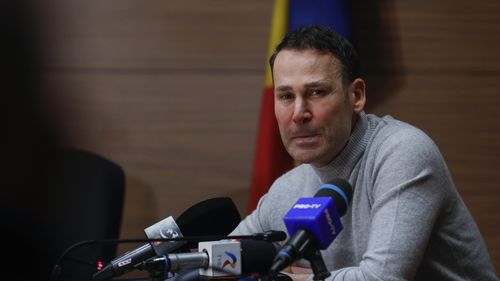 OFICIAL Robert Negoiță are termen zece zile să achite cauțiunea de 800.000 de lei, pentru a fi cercetat în libertate, sub control judiciar / Are interdicție de a merge la sediul Primăriei Sector 3 și de a-și exercita atribuțiile de primar