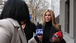 De ce sunt anchetați notarii Nordis, Andreea Cosma și Ioana Băsescu: apartamentarea s-ar fi realizat nelegal, în absența proceselor verbale de recepție