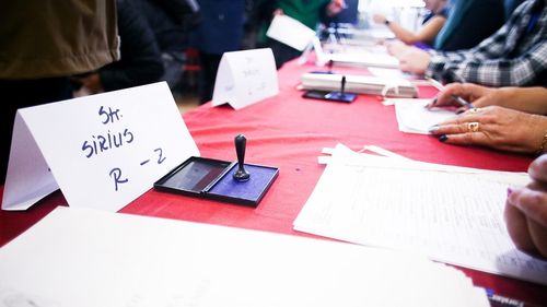 USR reclamă la Comisia Europeană comasarea alegerilor plănuită de PSD și PNL