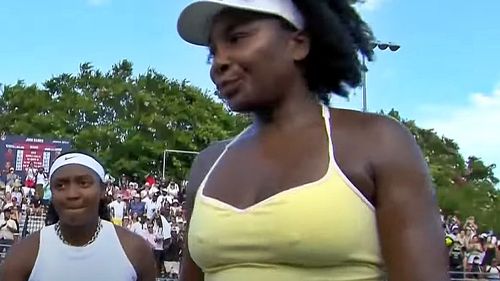 VIDEO Pe terenul de tenis la 45 de ani - Venus Williams, victorie la revenire