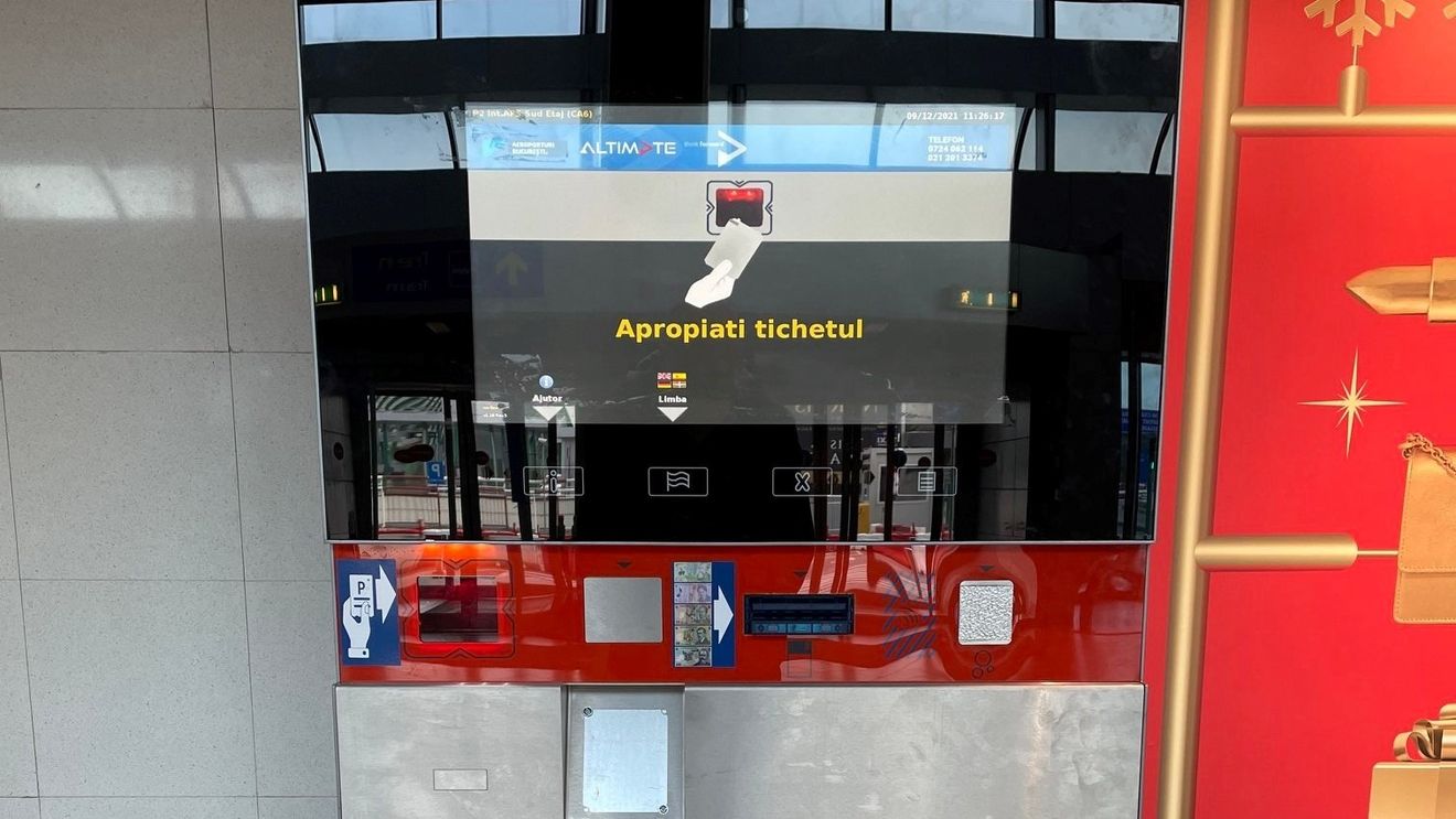 Drulă: Gata cu ”fisele verzi” la parcarea de pe aeroportul Otopeni/ Mâine noul sistem intră în plată / Vom avea curând și un nou sistem de benzi de bagaje la sosiri
