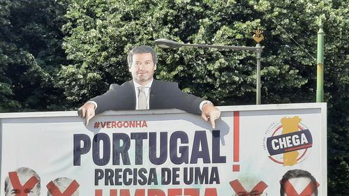 Căderea guvernului din Portugalia și situația politică din această țară reflectă o tendință tot mai prezentă în țările europene, cu dreapta populistă, radicală și extremă în poziție de arbitru sau chiar la guvernare